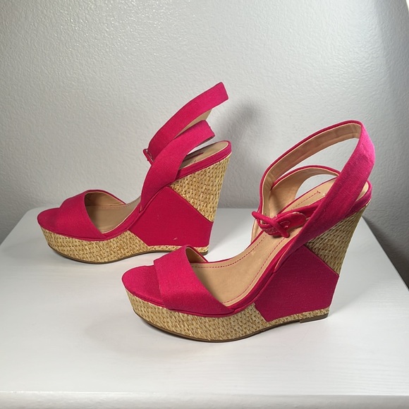 Like new!! BCBGeneration CABARET RAQUEL wedge Sz 8 - Picture 5 of 16